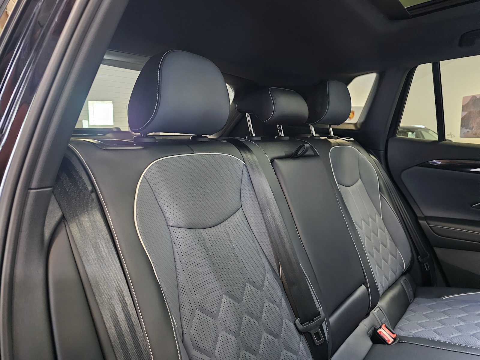 2026 Volkswagen Tiguan SEL R-Line Turbo 4MOTION