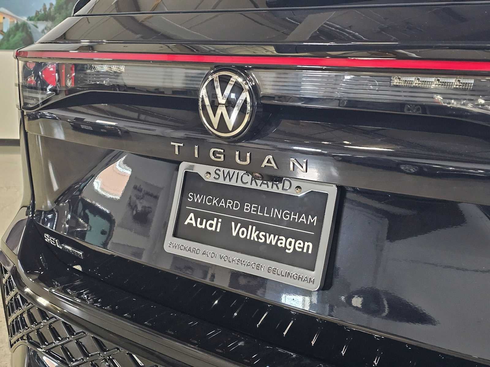 2026 Volkswagen Tiguan SEL R-Line Turbo 4MOTION