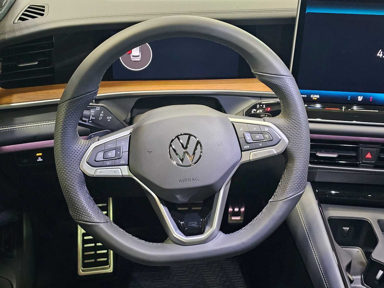 2026 Volkswagen Tiguan SEL R-Line Turbo 4MOTION