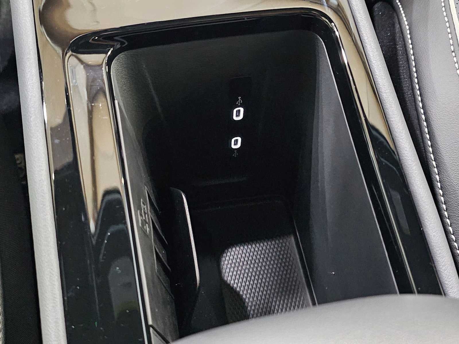 2026 Volkswagen Tiguan SEL R-Line Turbo 4MOTION
