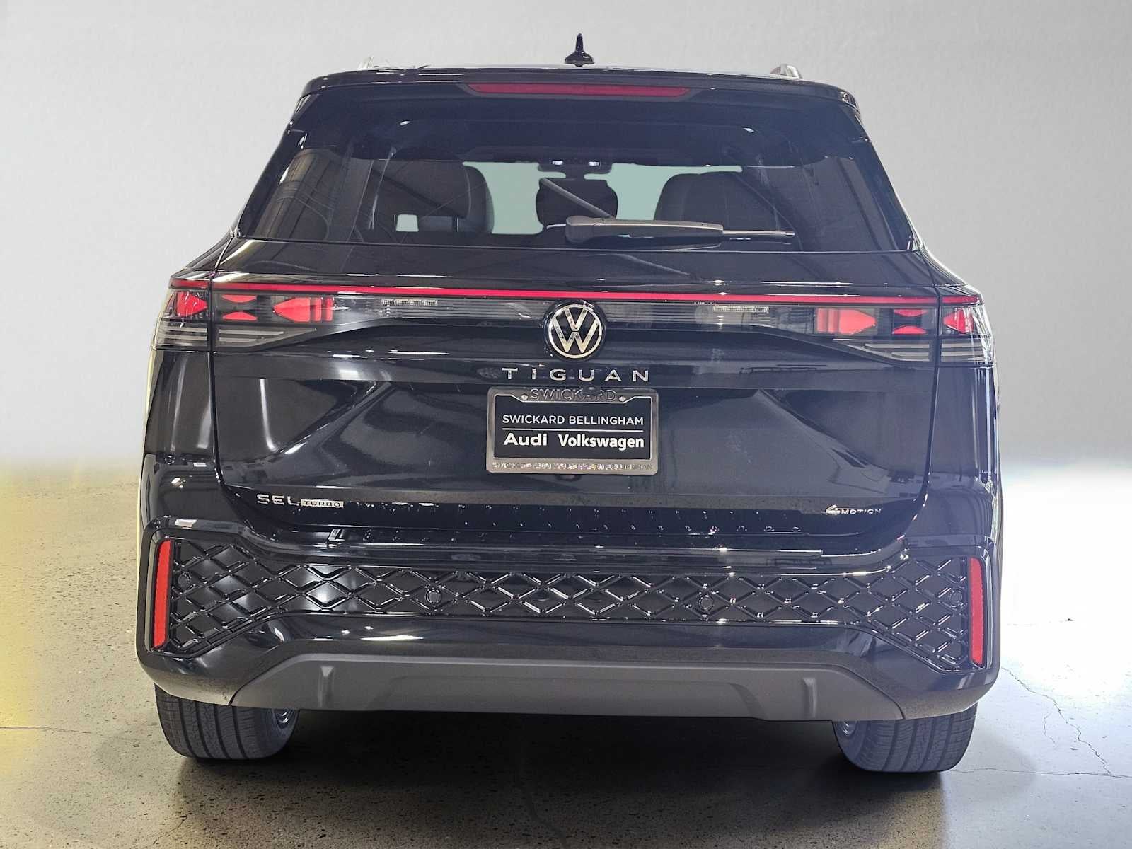 2026 Volkswagen Tiguan SEL R-Line Turbo 4MOTION