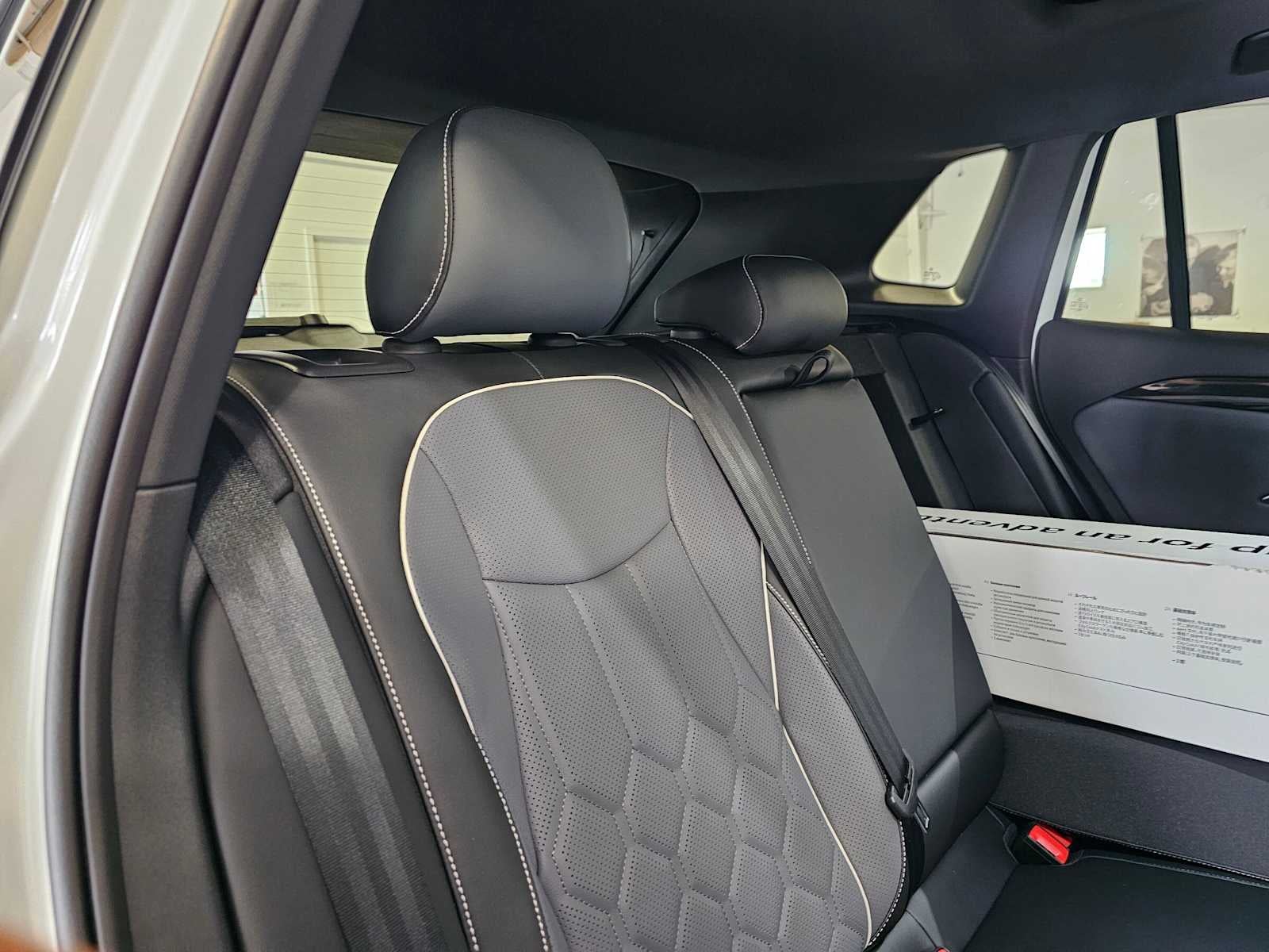 2026 Volkswagen Tiguan SEL R-Line Turbo 4MOTION