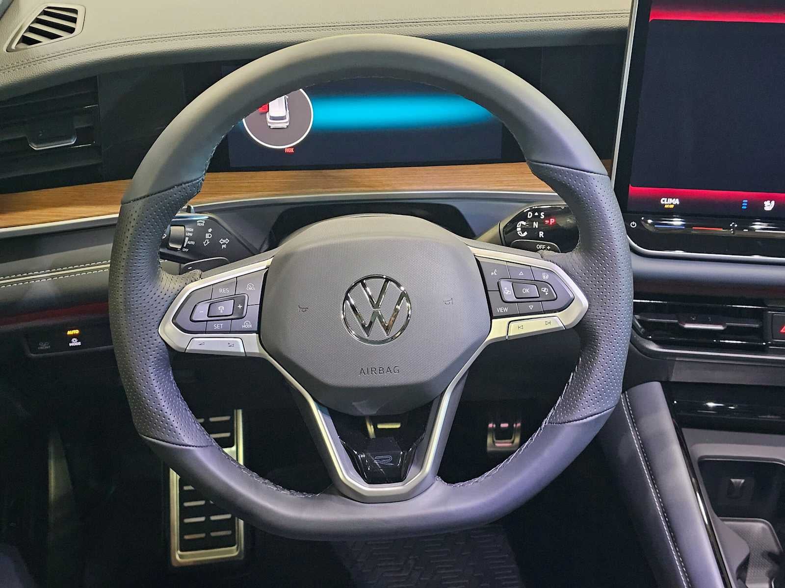 2026 Volkswagen Tiguan SEL R-Line Turbo 4MOTION