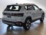 2025 Volkswagen Taos SE 4MOTION