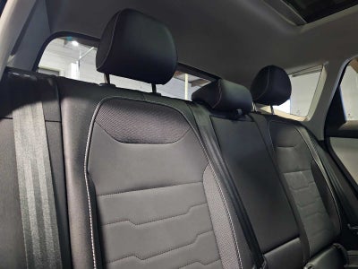 2025 Volkswagen Taos SE 4MOTION