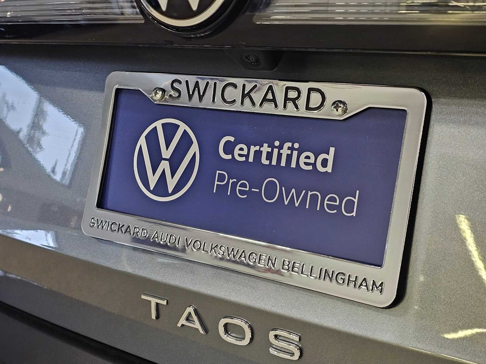 2025 Volkswagen Taos SE 4MOTION