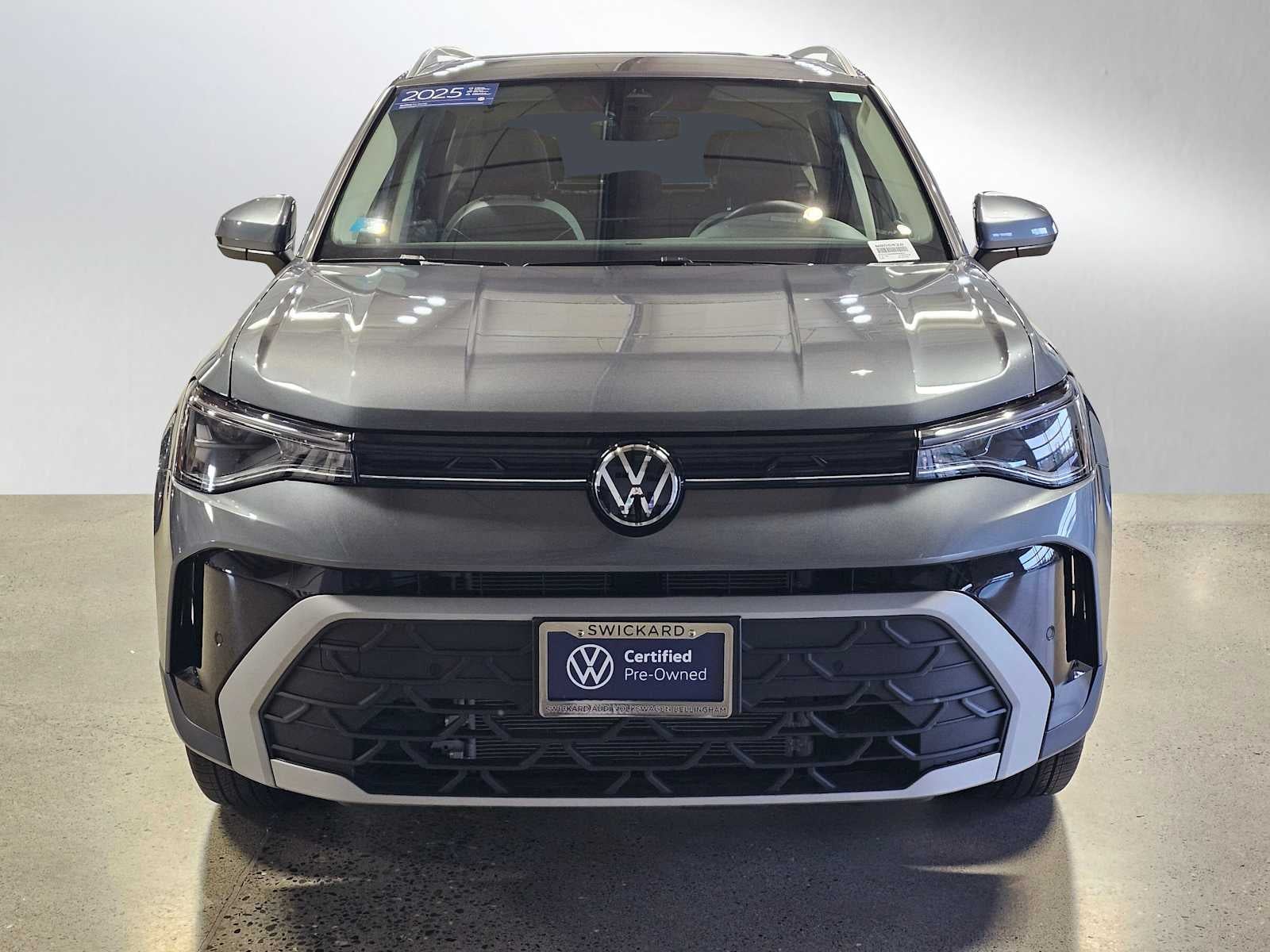 2025 Volkswagen Taos SE 4MOTION