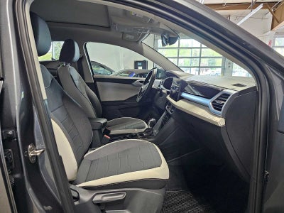 2026 Volkswagen Taos SE 4MOTION
