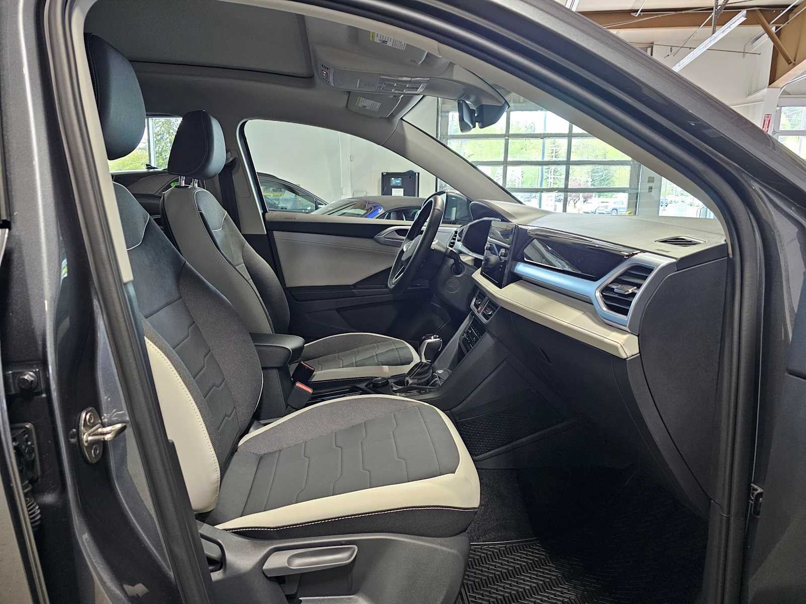 2026 Volkswagen Taos SE 4MOTION