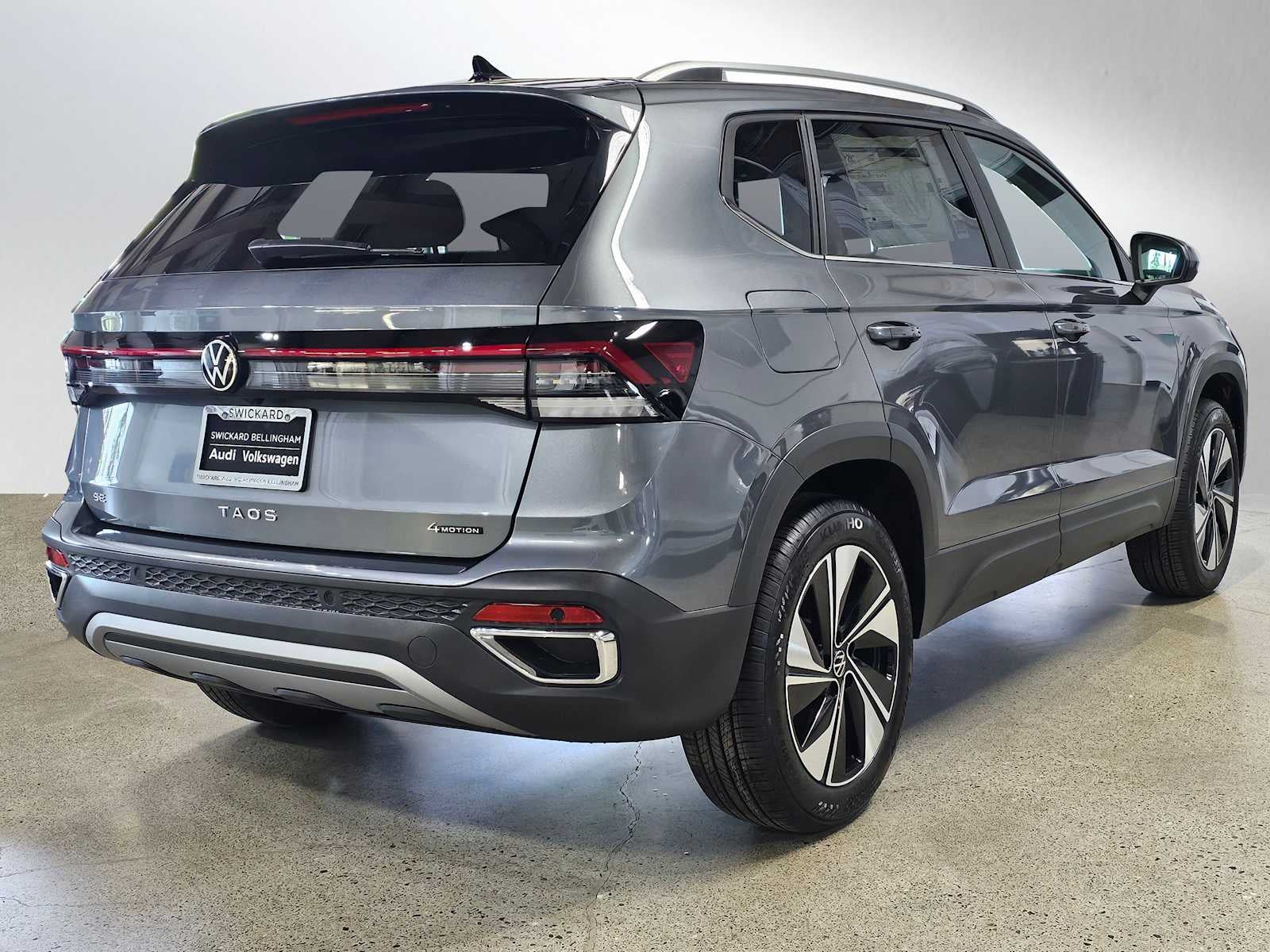 2026 Volkswagen Taos SE 4MOTION