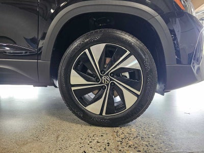 2026 Volkswagen Taos SE 4MOTION