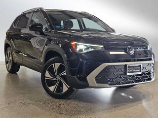 2026 Volkswagen Taos SE 4MOTION