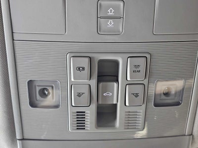 2025 Volkswagen Taos SE 4MOTION
