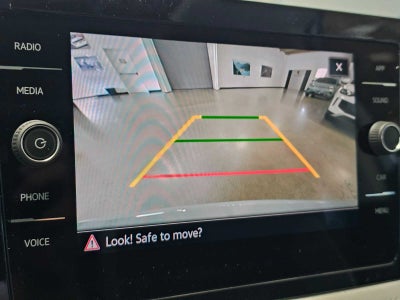 2025 Volkswagen Taos SE 4MOTION