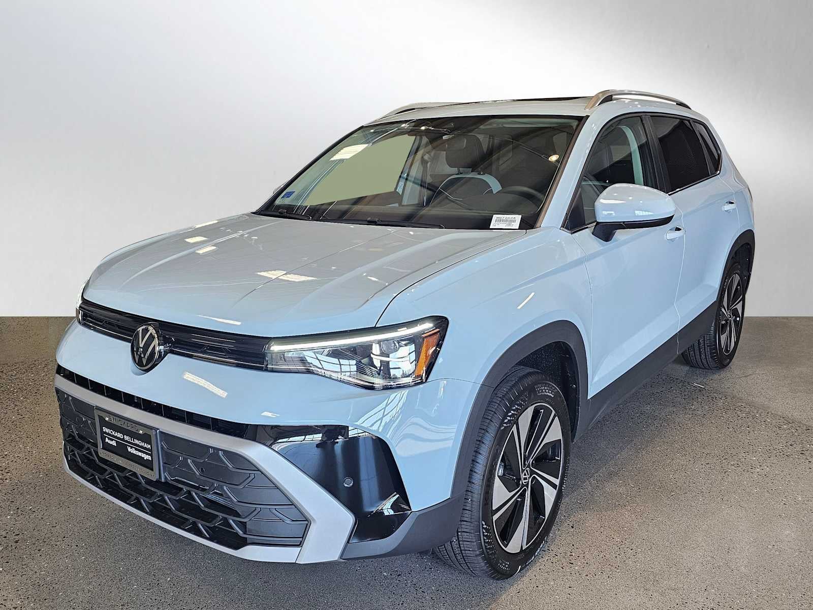 2025 Volkswagen Taos SE 4MOTION