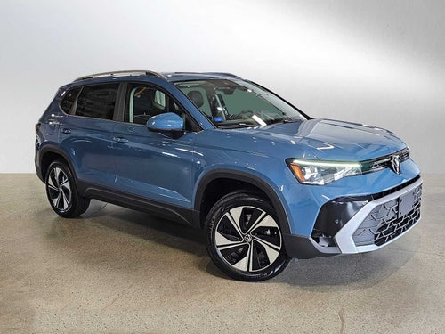 2025 Volkswagen Taos SE 4MOTION