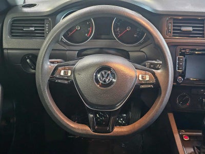 2015 Volkswagen Jetta 4dr Auto 2.0L S w/Technology