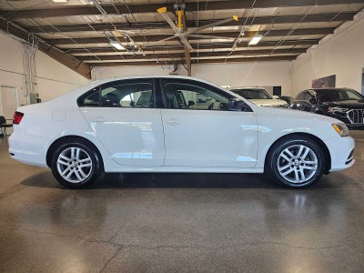 2015 Volkswagen Jetta 4dr Auto 2.0L S w/Technology