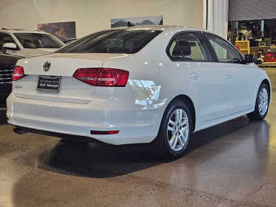 2015 Volkswagen Jetta 4dr Auto 2.0L S w/Technology