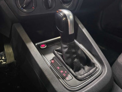 2015 Volkswagen Jetta 4dr Auto 2.0L S w/Technology