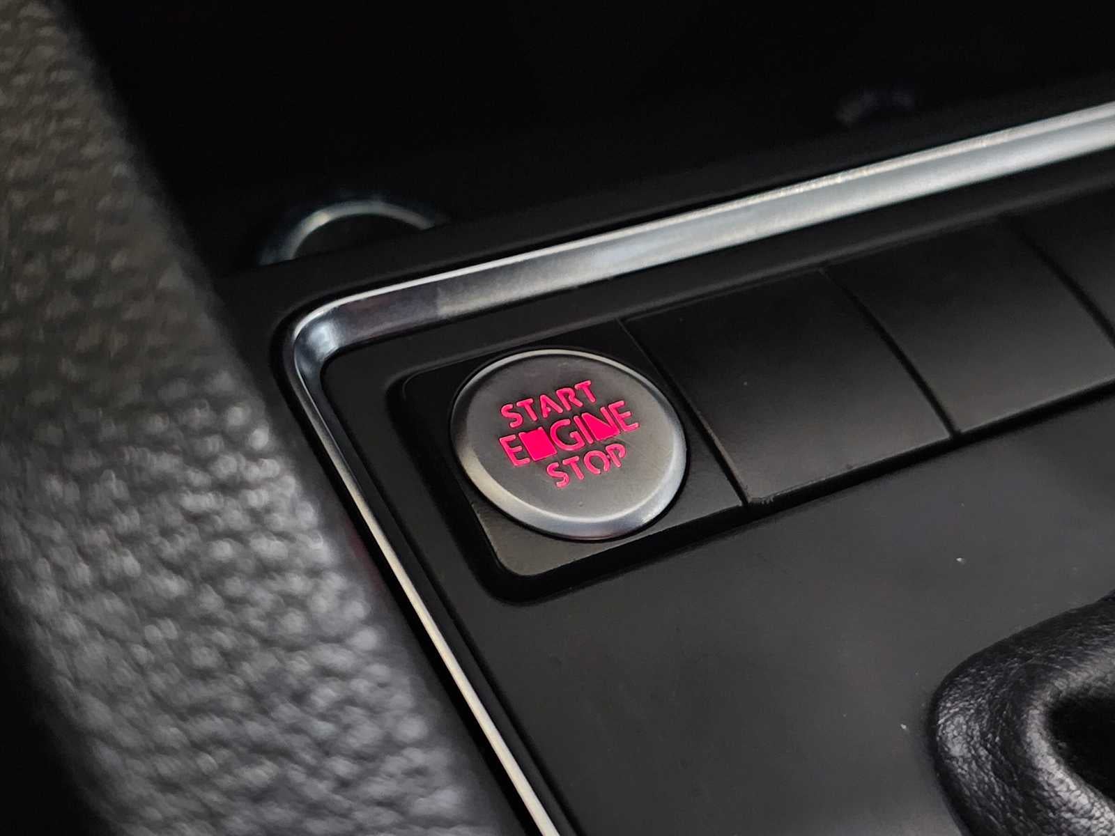 2015 Volkswagen Jetta 4dr Auto 2.0L S w/Technology