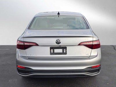 2022 Volkswagen Jetta SE Auto