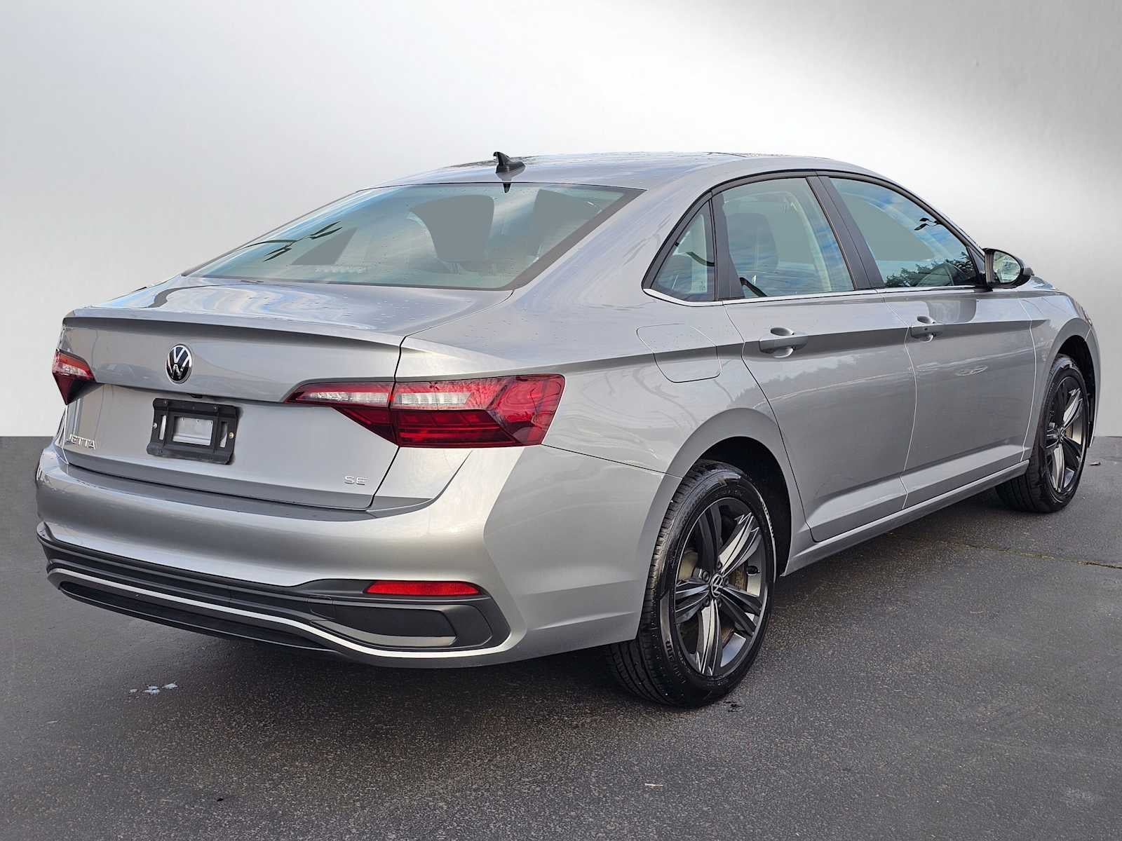 2022 Volkswagen Jetta SE Auto