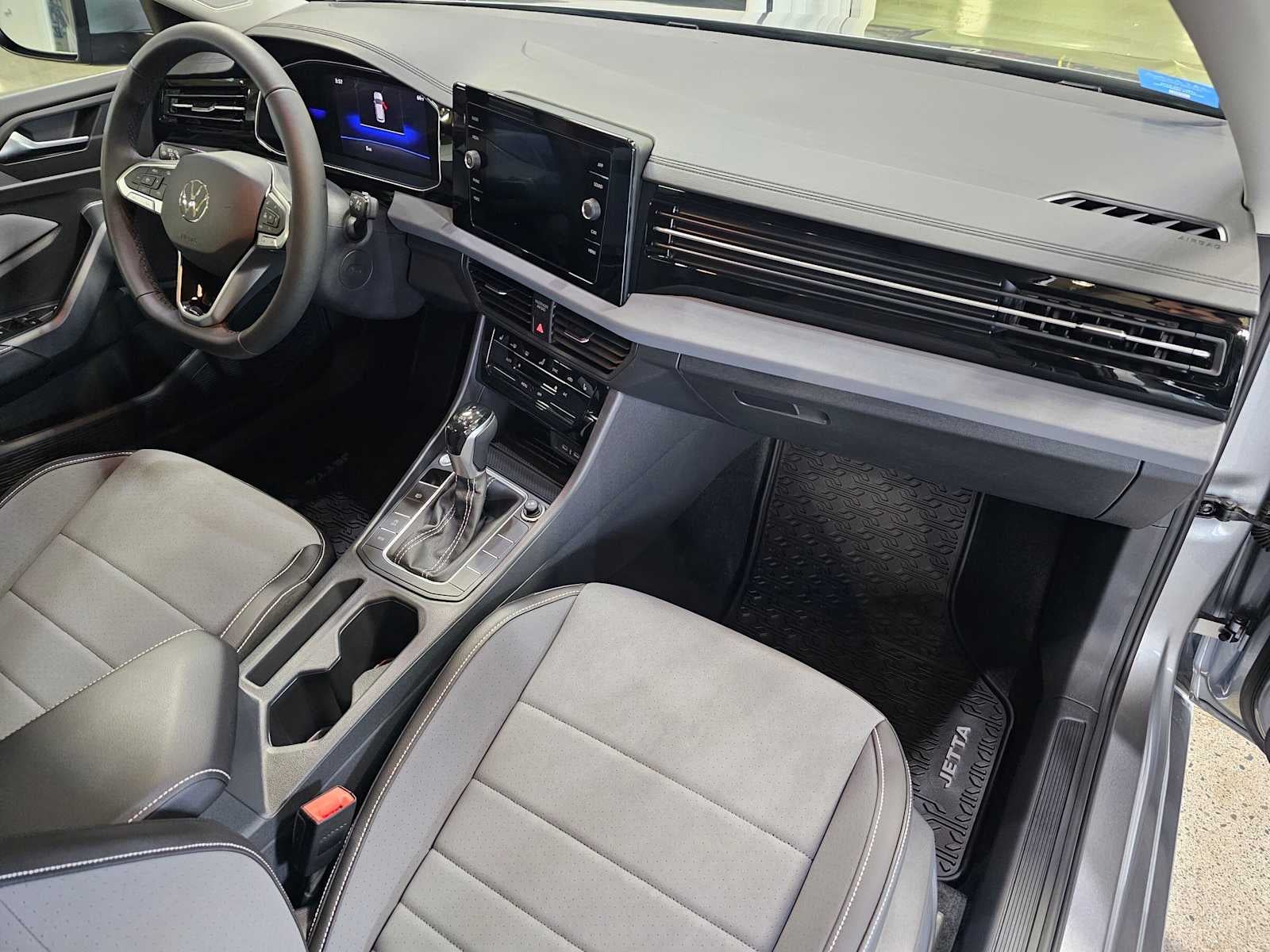 2026 Volkswagen Jetta SE Auto