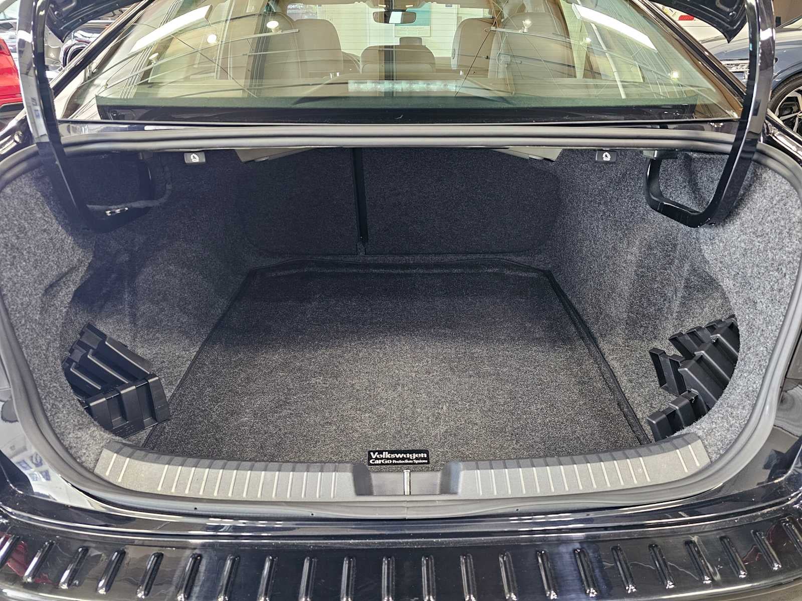 2025 Volkswagen Jetta SE Auto