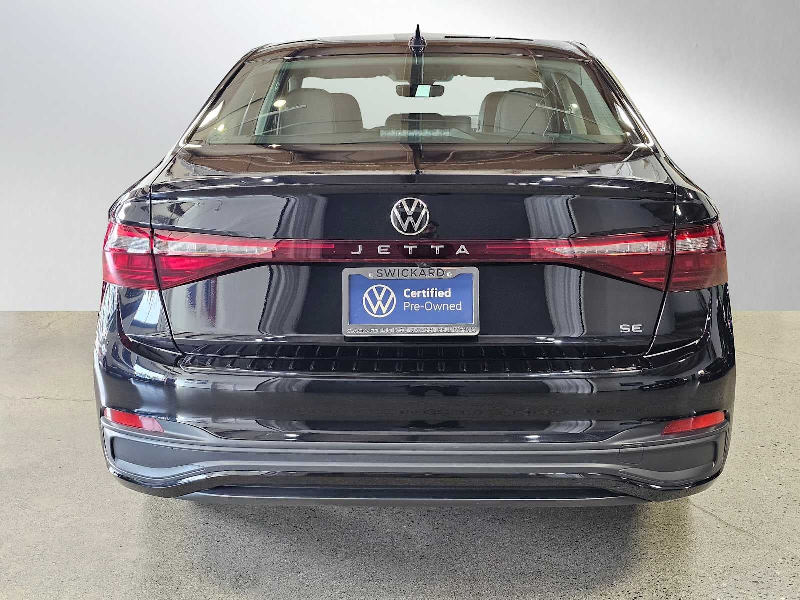 2025 Volkswagen Jetta SE Auto