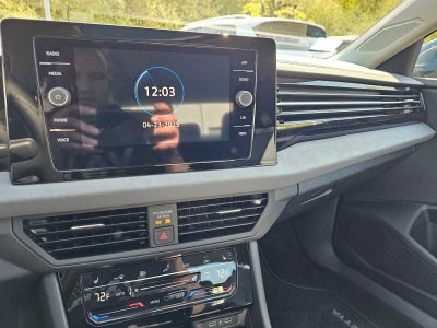 2025 Volkswagen Jetta SE Auto