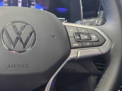 2025 Volkswagen Jetta SE Auto