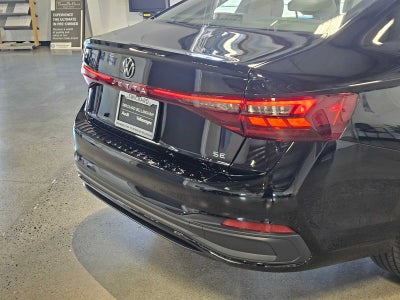 2025 Volkswagen Jetta SE Auto