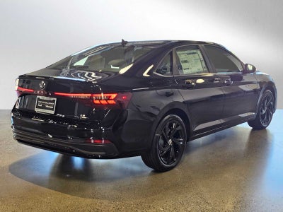 2025 Volkswagen Jetta SE Auto