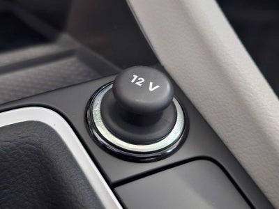 2025 Volkswagen Jetta SE Auto