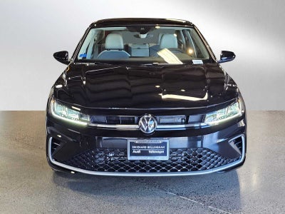 2025 Volkswagen Jetta SE Auto
