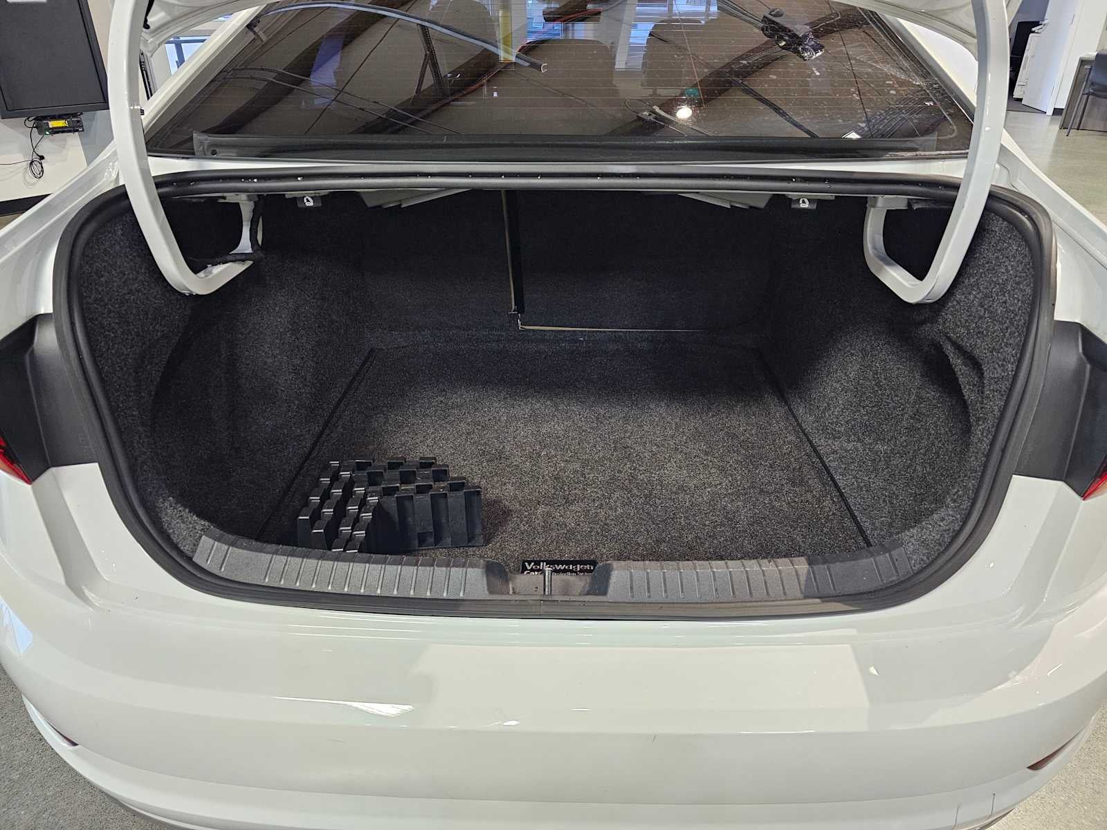 2019 Volkswagen Jetta SEL Auto w/SULEV