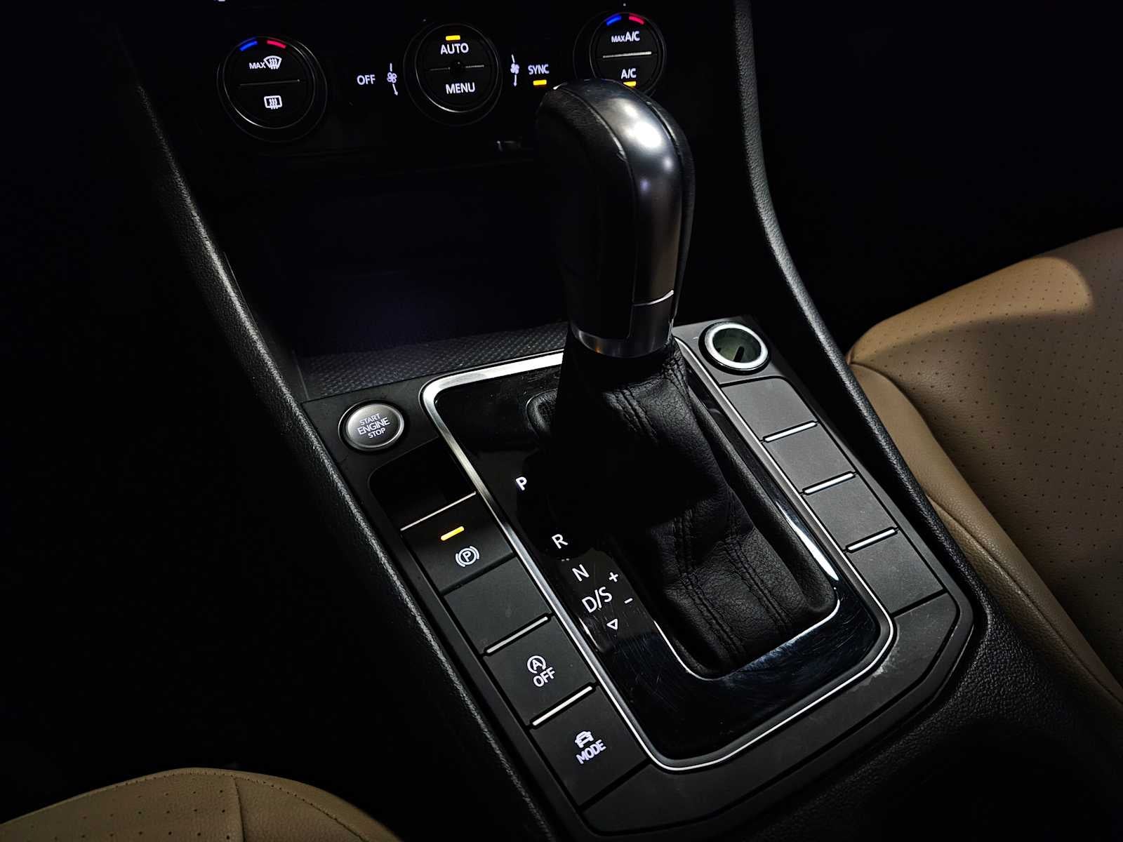 2019 Volkswagen Jetta SEL Auto w/SULEV