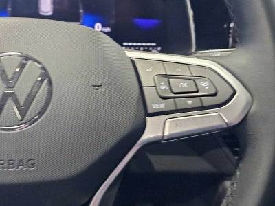 2025 Volkswagen Jetta SE Auto