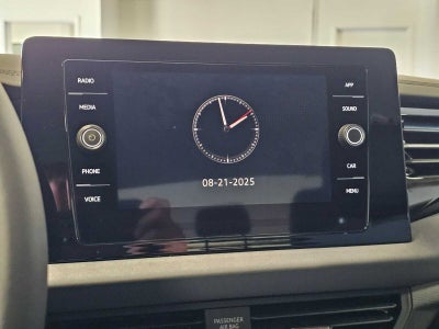 2025 Volkswagen Jetta SE Auto