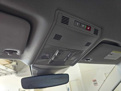 2025 Volkswagen Jetta SE Auto