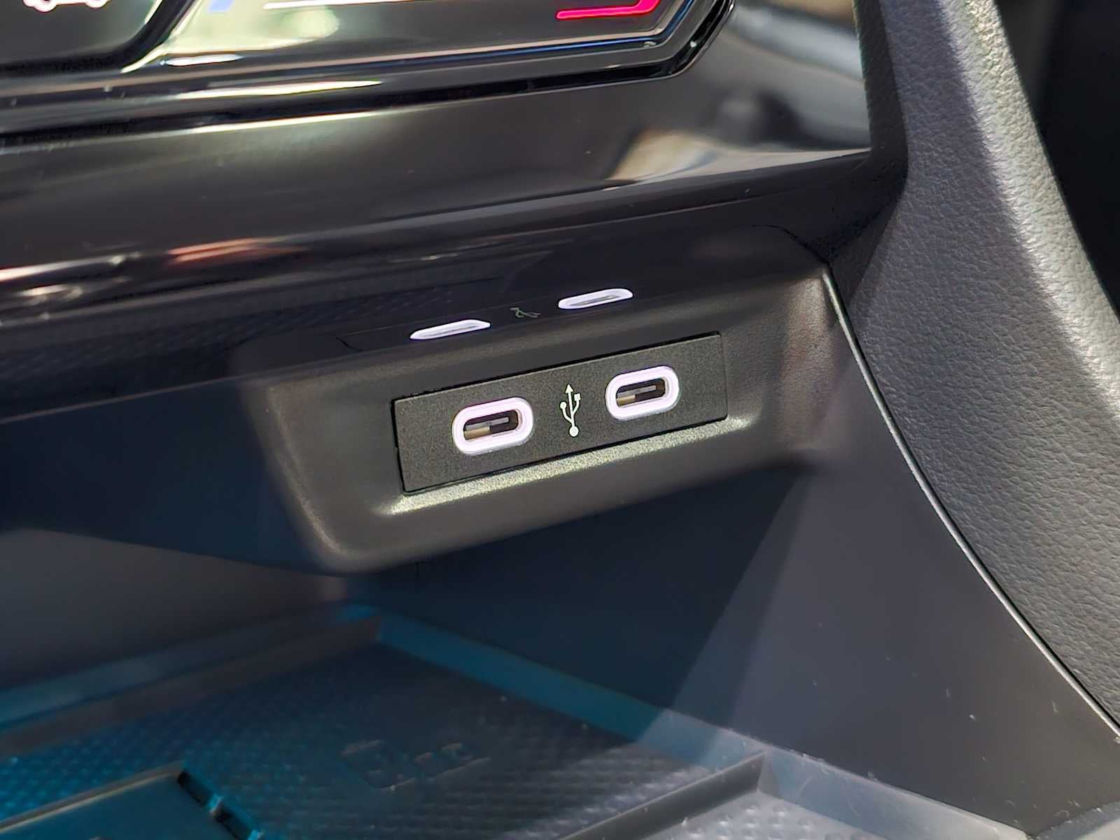 2025 Volkswagen Jetta SEL Auto