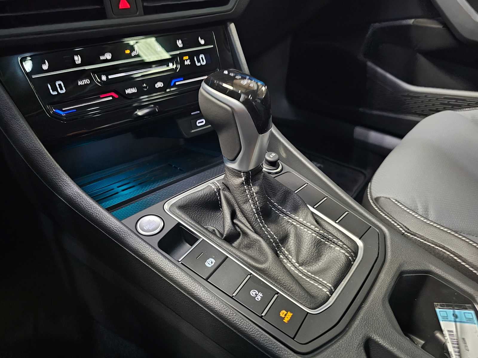 2025 Volkswagen Jetta SEL Auto