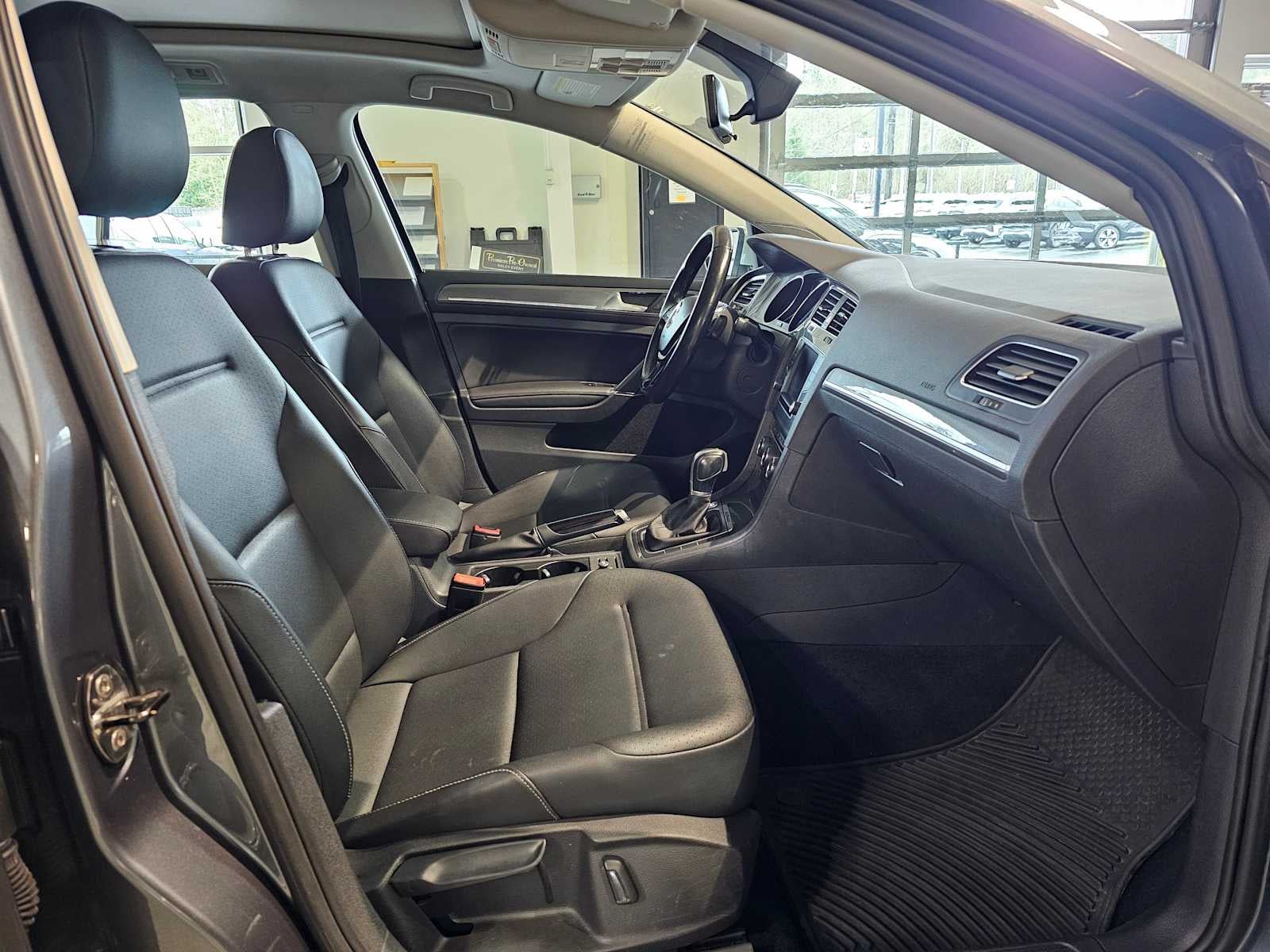 2017 Volkswagen Golf Alltrack 1.8T SE DSG