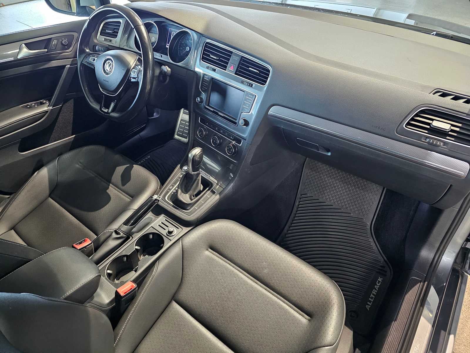 2017 Volkswagen Golf Alltrack 1.8T SE DSG