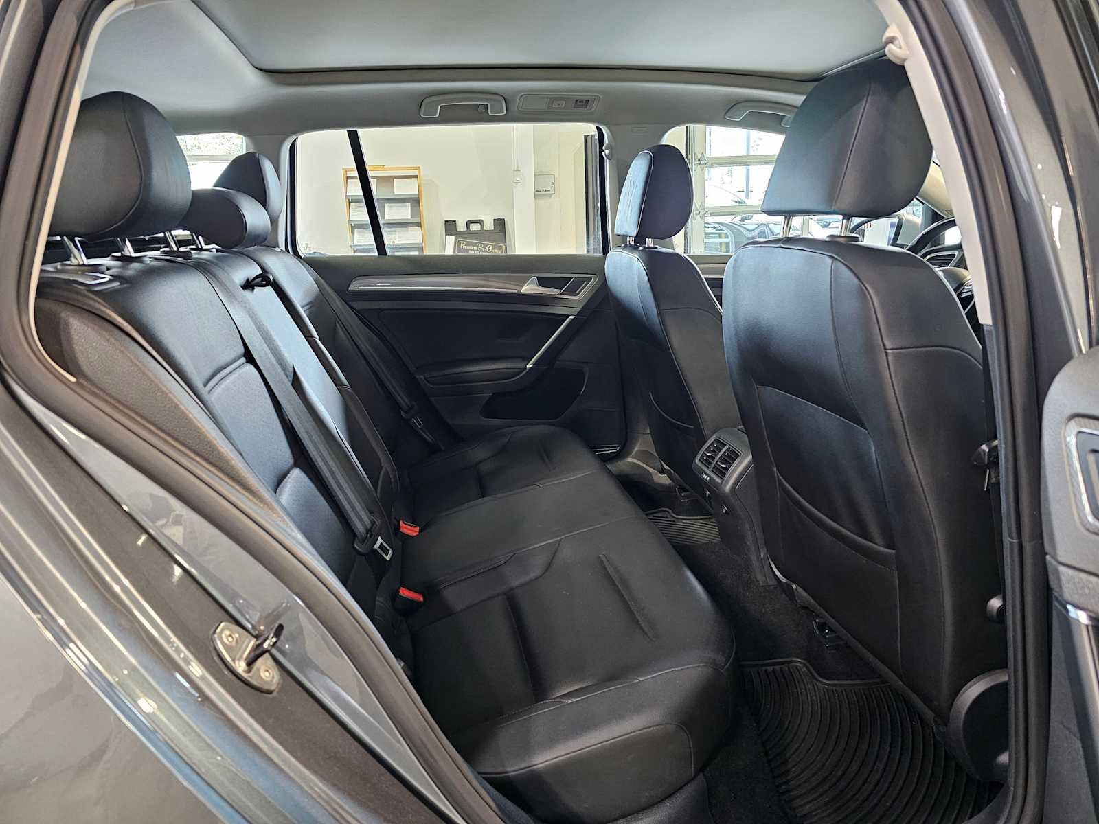 2017 Volkswagen Golf Alltrack 1.8T SE DSG