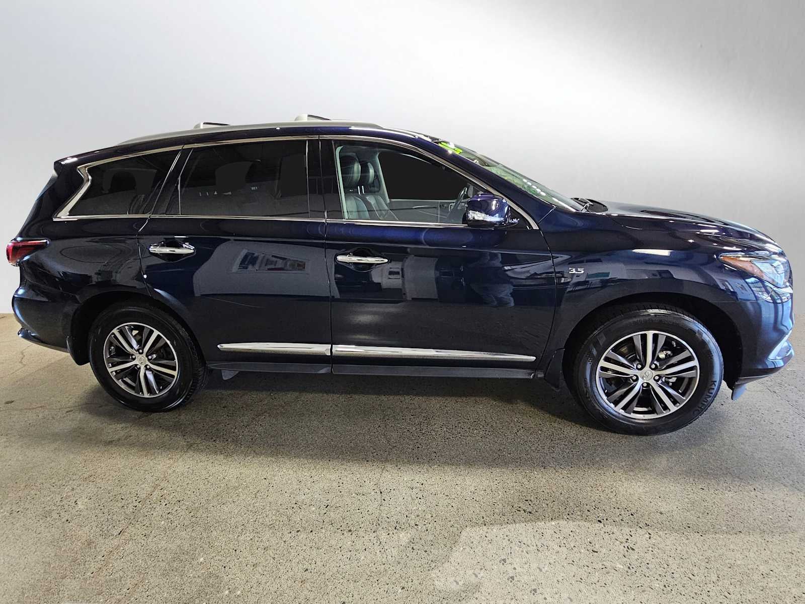 2019 INFINITI QX60 LUXE AWD