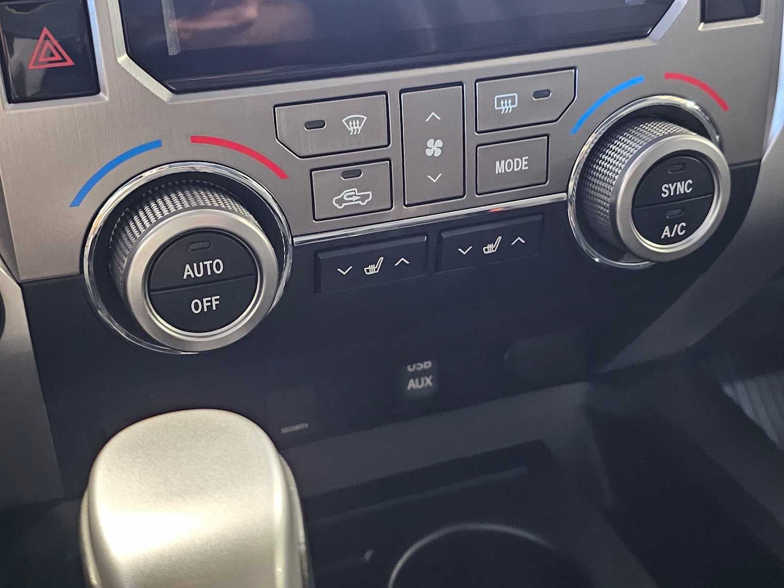 2018 Toyota Tundra Limited CrewMax 5.5 Bed 5.7L