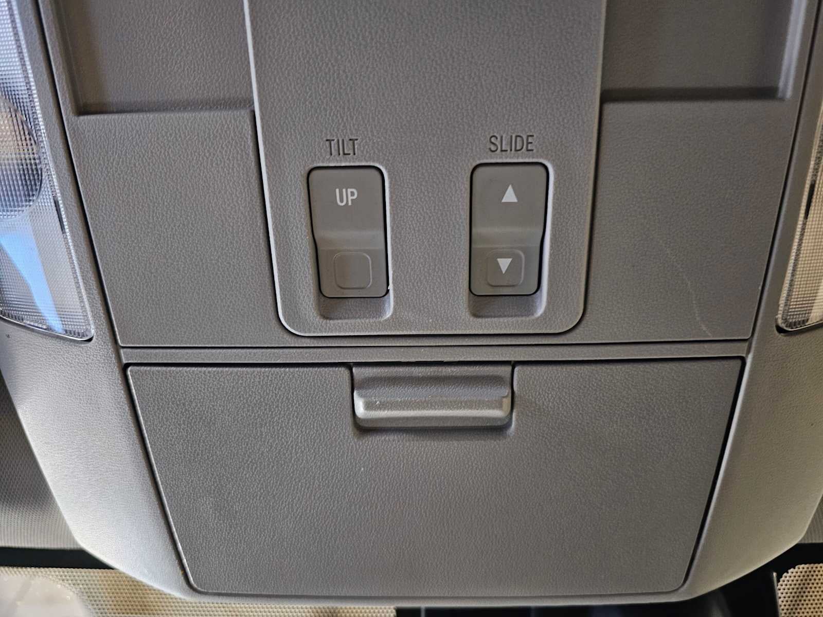 2018 Toyota Tundra Limited CrewMax 5.5 Bed 5.7L