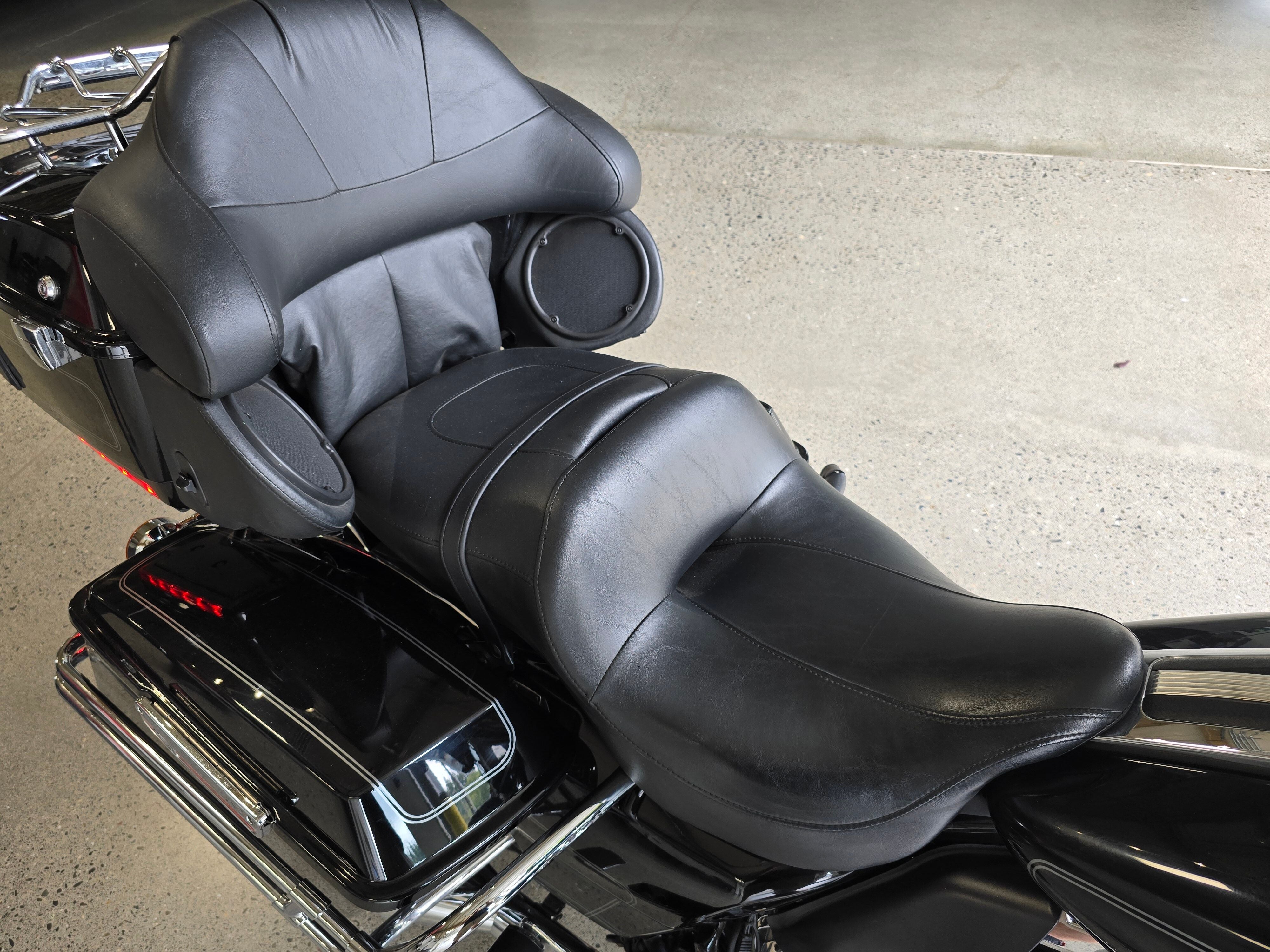 2009 Harley Davidson FLHTCU Base